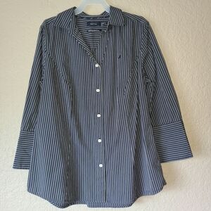 Nautica Casual Button Down Shirt with Classic Style